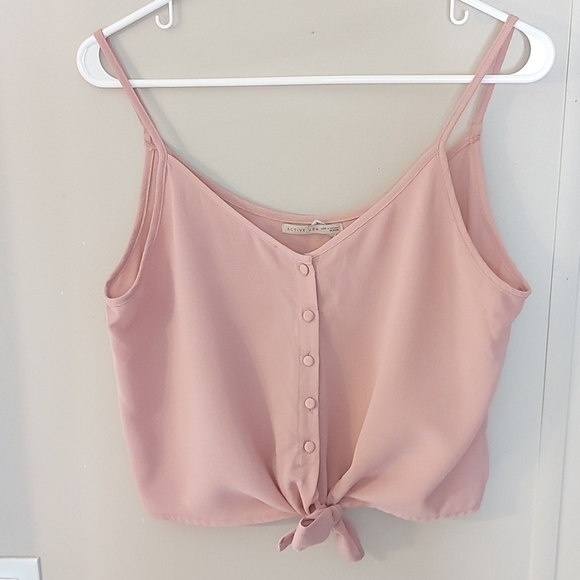 Rosy pink crop top with front tye - Picture 2 of 7